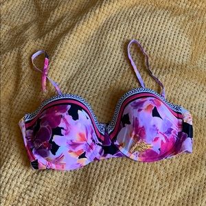 Be Creative bikini top